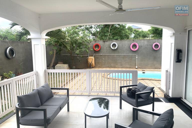  Flic En Flac for rent 2 bedroom apartment with swimming pool located in a quiet and residential area.