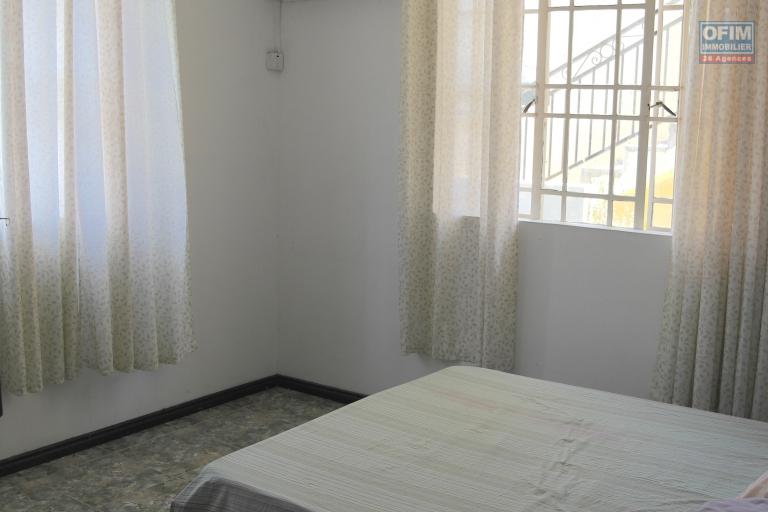 Flic en Flac rental of a duplex villa 3 air-conditioned bedrooms 5 minutes from the beach and shops  in a quiet area