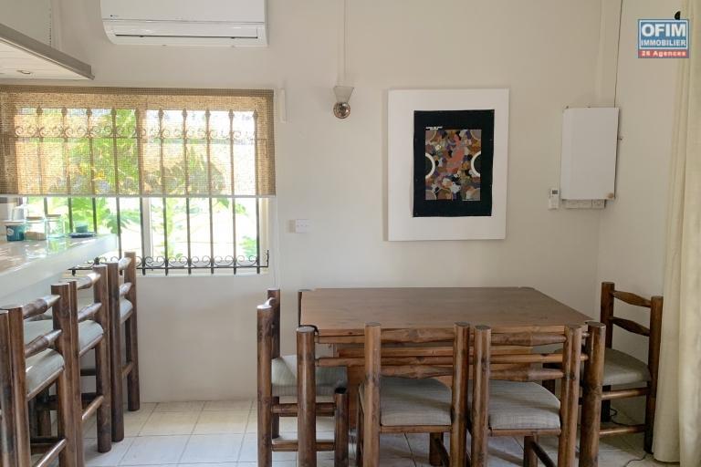  Flic en Flac for rent pleasant 3 bedroom villa with swimming pool located in a quiet residential area 5 minutes from the beach and quiet shops.