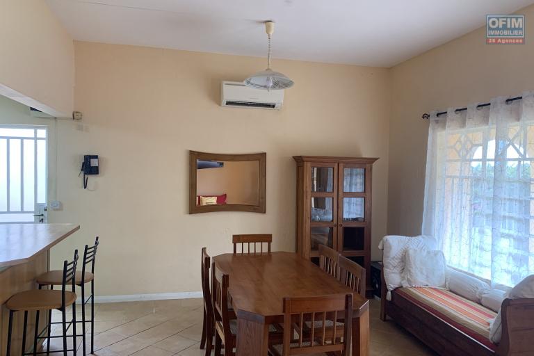 Tamarin for rent, charming 3 bedroom duplex located in a secure residence with common swimming pool and a large quiet park.