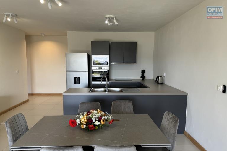 Sodnac for rent recent 3 bedroom apartment and 2 parking spaces located in a secure, quiet luxury residence.