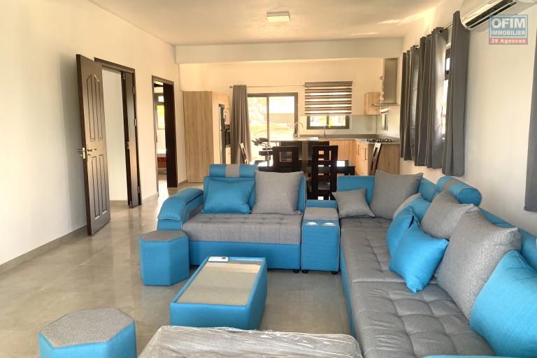 Flic en Flac for rent pleasant and recent 2 bedroom apartment located on the second and last floors without elevator in a quiet area 200 m from the beach.