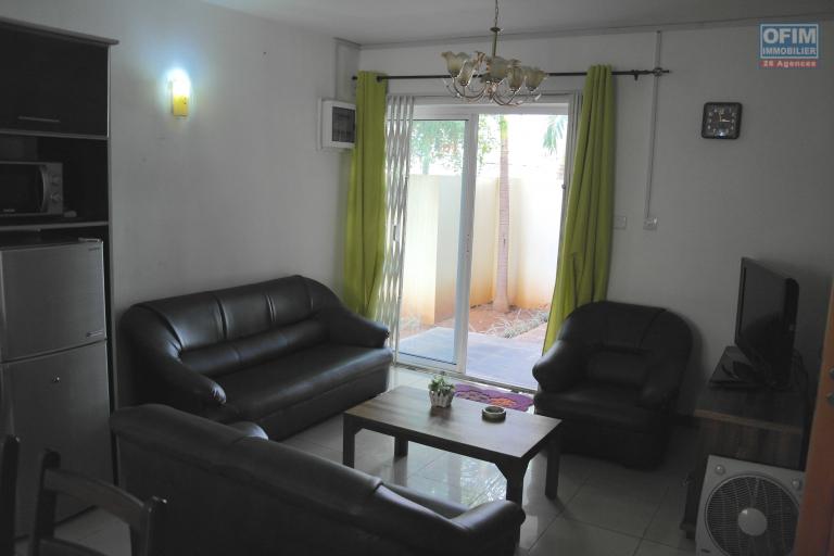 Flic en Flac recent 3 bedroom apartment rental with swimming pool in quiet area close to shops and beach