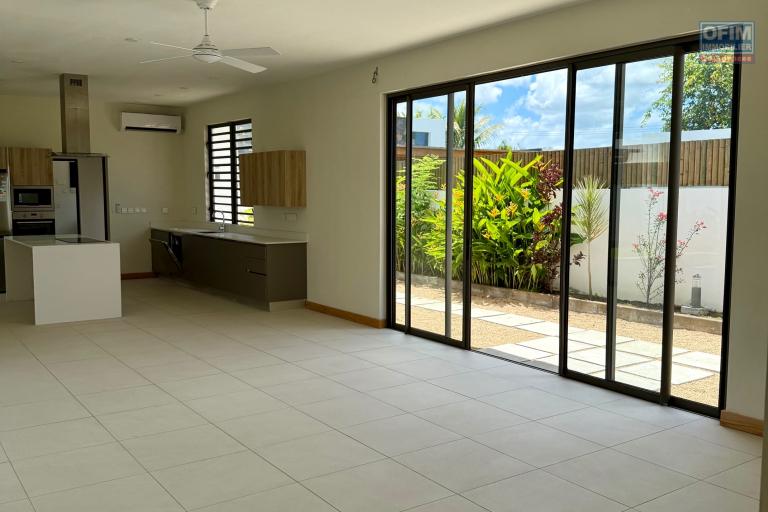 Live in luxury and comfort near the Croisette shopping center of Grand Baie in a private Bois Chandelle subdivision.