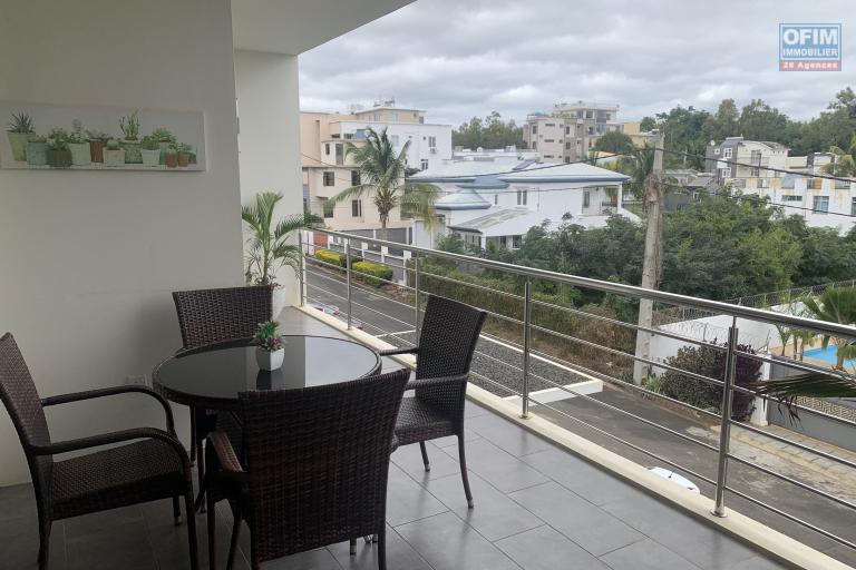 Flic en Flac for rent magnificent 3 bedroom apartment in secure residence with swimming pool.