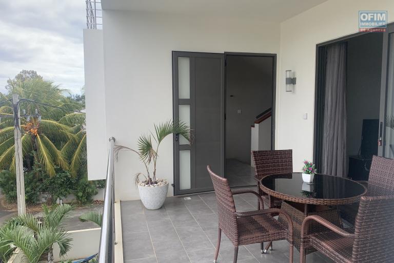 Flic en Flac for rent magnificent 3 bedroom apartment in secure residence with swimming pool.