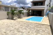 Flic En Flac for rent recent Duplex, three bedrooms with quiet swimming pool.