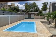 Flic En Flac for rent recent Duplex, three bedrooms with quiet swimming pool.