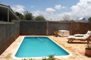 Albion rental of a beautiful villa of 3 bedrooms with pool and garage in a quiet residential area.