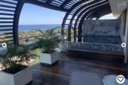 Tamarin for sale and accessible to foreigners, luxury 3 bedroom apartment with a small private swimming pool, garage and store. The elegant, modern apartment with a breathtaking view. With different facilities near the residence