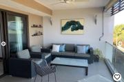 Tamarin for sale and accessible to foreigners, luxury 3 bedroom apartment with a small private swimming pool, garage and store. The elegant, modern apartment with a breathtaking view. With different facilities near the residence