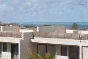 INVEST IN MAURITIUS, APARTMENT WITH SEA VIEW IN A WONDERFUL COMPLEX, NEAR THE BEACH, SHOPS, ACCESSIBLE TO Mauritians AND FOREIGNERS