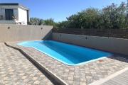  Flic en Flac for rent magnificent and recent 3 bedroom apartment with roof terrace, breathtaking view, swimming pool and parking.