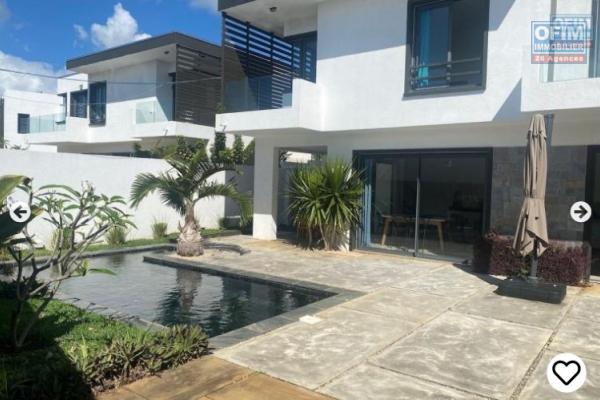 For sale very beautiful contemporary villa PDS eligible for purchase by Malagasy and foreigners with permanent residence permit in Pereybère.