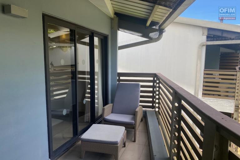 A vendre un appartement récent accessible à l’achat aux non mauriciens et aux citoyens mauriciens. Situé à 100 mètres de la plage de Trou aux Biches, à 10 mn de Grand Baie la station balnéaire de la côte nord.