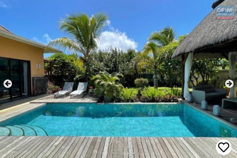 A vendre magnifique villa de 3 chambres avec piscine privée dans un merveilleux domaine sécurisé à Cap Malheurex, accessible à l’achat aux Mauricienset aux étrangers .