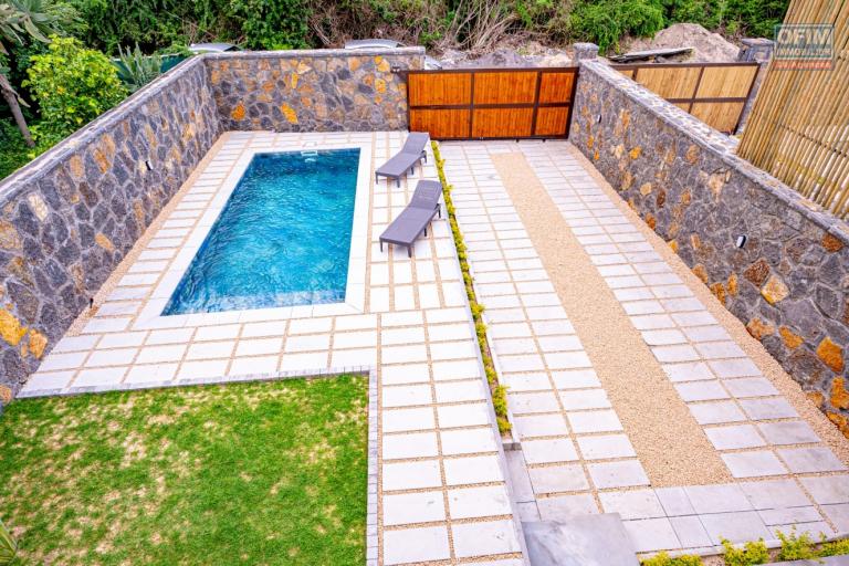 A louer villa individuelle neuve avec piscine dans un très beau quartier résidentiel de la Pointe aux Canonniers.