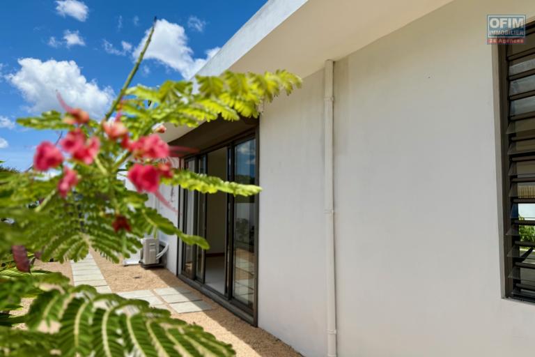 Villa F4 avec piscine Vivez dans le luxe et le confort proche centre commercial de la Croisette de Grand Baie dans un lotissement privé Bois Chandelle.