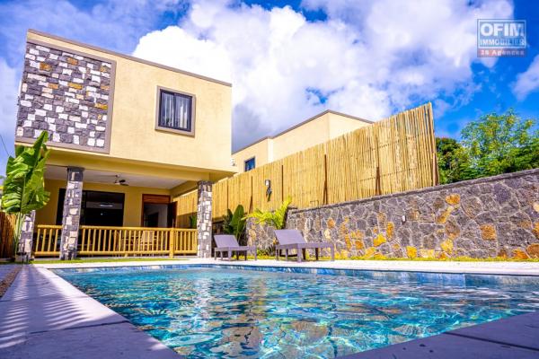 A louer villa individuelle neuve avec piscine dans un très beau quartier résidentiel de la Pointe aux Canonniers.